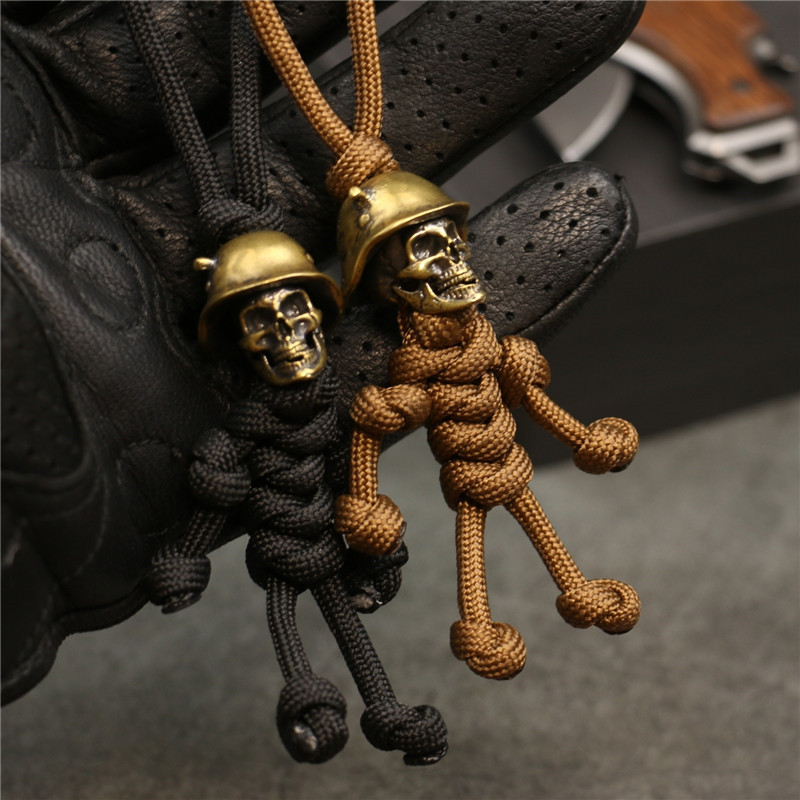 Men Accessories Kit Bag - Halloween Totenkopf Schlüsselanhänger Paracord Helm Perlen